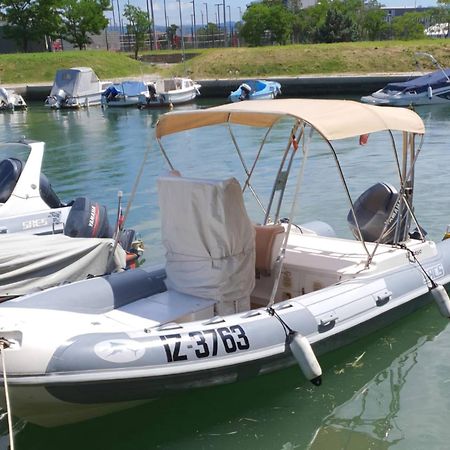 ポルトローシュFloating Sea House Soncekアパートメント エクステリア 写真