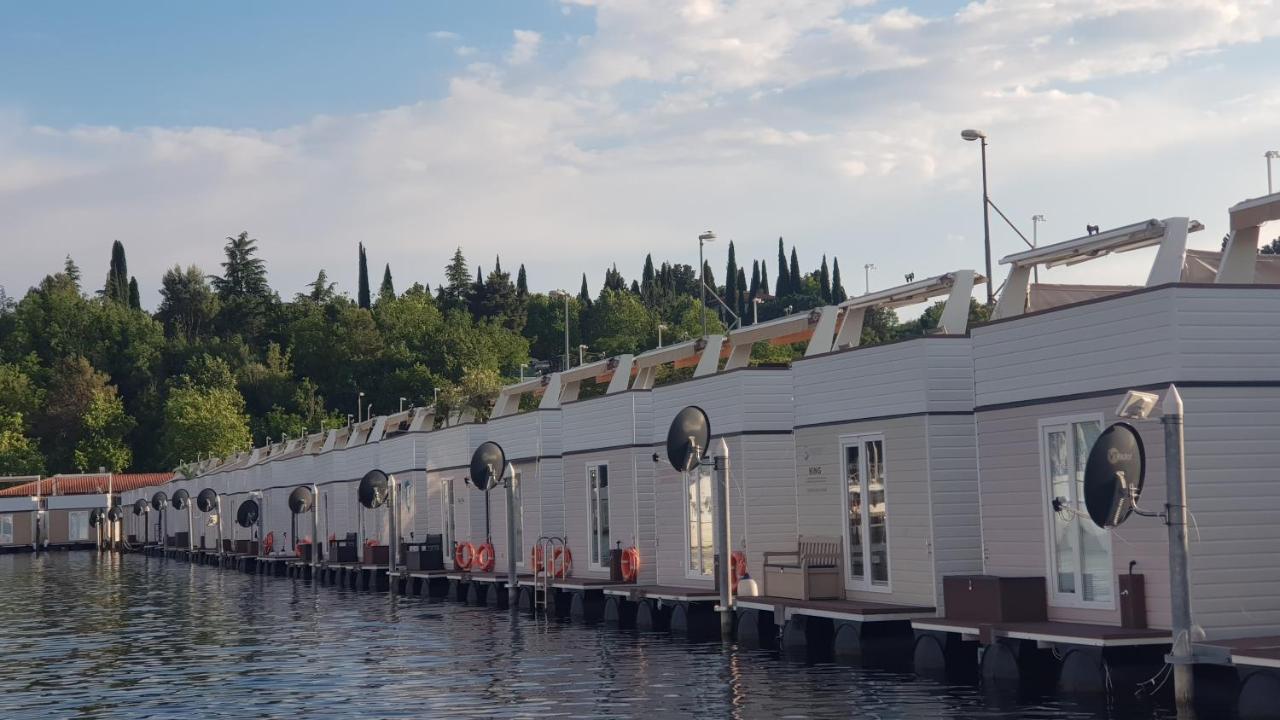 ポルトローシュFloating Sea House Soncekアパートメント エクステリア 写真