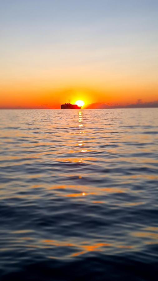 ポルトローシュFloating Sea House Soncekアパートメント エクステリア 写真